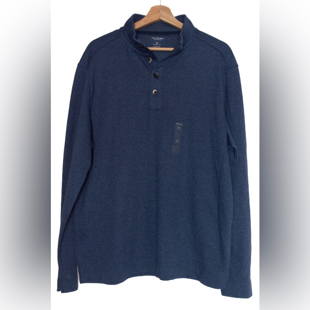 Van Heusen ‘never tuck’ long sleeve pullover shirt